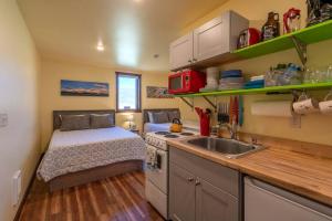 Lovely Tiny Cabin Close to Yellowstone with Incredible Mountain Views in Emigrant, Montana ...