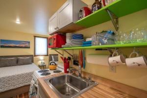 Lovely Tiny Cabin Close to Yellowstone with Incredible Mountain Views in Emigrant, Montana ...