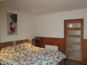 Łóżko lub łóżka w pokoju w obiekcie HOTEL & HOSTAL CHIL'IN, Las Trancas
