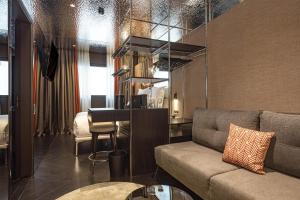 Adia Aluma Athens, Curio Collection By Hilton的休息区