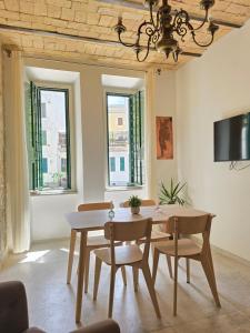 TV o dispositivi per l'intrattenimento presso Testaccio Charme Apt