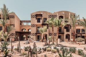 O edifício em que o resort se localiza