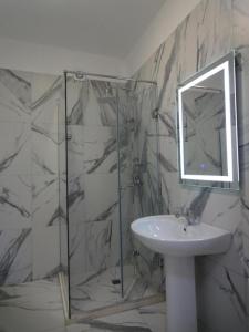 Un baño de Apartman Laguna View
