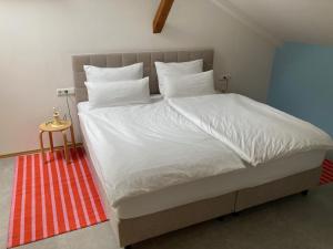 Postel nebo postele na pokoji v ubytování Villa Emilia Rottweil