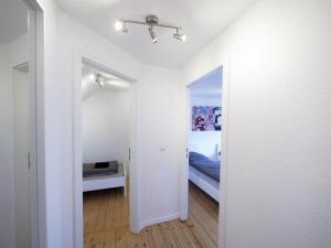 Imagen de la galería de Monteurwohnung-fuer-6-Pers-mit-WLAN-Kueche-TV-Bad-Oldesloe-Naehe-Hamburg-Naehe-Luebeck, en Bad Oldesloe