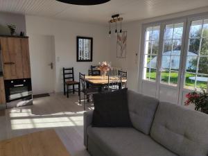 Posezení v ubytování La Chatelardière