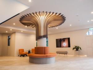 Televisyen dan/atau pusat hiburan di LIVIN Hotel