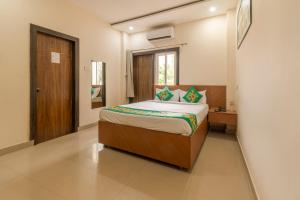 Katil atau katil-katil dalam bilik di Treebo Raj Palace +36 gambar