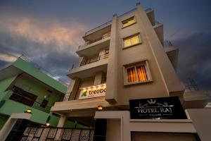 Bangunan di mana terletaknya hotel