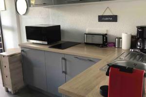 Kuchyň nebo kuchyňský kout v ubytování Studio with balcony near the slopes Chantemerle + 5 fotografií