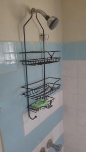 Un baño de Negril Retreat Oceanfront Access