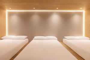 Zedwell Piccadilly Circus客房内的一张或多张床位