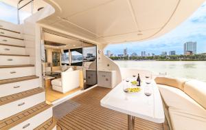 Μπαλκόνι ή βεράντα στο Thảo Nhi Yacht