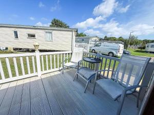 Ảnh trong thư viện ảnh của Great 6 Berth Caravan For Hire At Cherry Tree Holiday Park In Norfolk Ref 70801C ở Great Yarmouth +15 ảnh