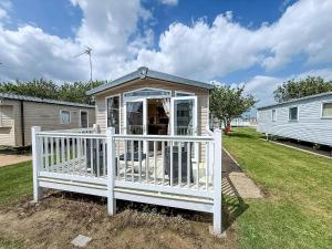 Budova, kde se kemp nachází