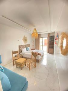 Istumisnurk majutusasutuses KAZA Moon Hostel