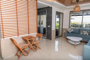 Posezení v ubytování Luxuswohnung,Meerblick, Pool