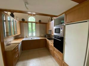 Η κουζίνα ή μικρή κουζίνα στο La maison du bonheur +14 φωτογραφίες
