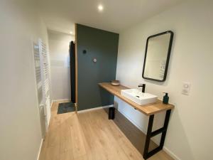 Φωτογραφία από το άλμπουμ του Oh COEUR DU BOUYSSOU σε Flavin +47 φωτογραφίες