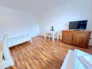 Gallery image of V Apartment 4 Personen - Monteurzimmer - Ferienwohnung - Dingolfing in Dingolfing