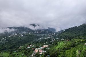 Gallery image of Celeste Vista by Chirping Hills in Bhīm Tāl