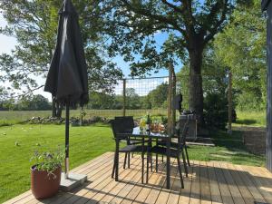 Afbeelding uit fotogalerij van Skrylle Hideaway - cozy tiny house near Lund in Dalby