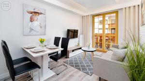 Χώρος καθιστικού στο Apartamenty Good Time - Malownicze Osiedle Podgórze