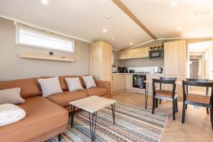 Kuchyň nebo kuchyňský kout v ubytování Lodge No 58 - Stewart's Resort Cameron