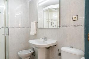 Kúpeľňa v ubytovaní Hotel Agur
