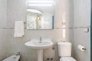 Kúpeľňa v ubytovaní Hotel Agur