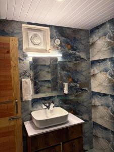 Phòng tắm tại Hide-In Kasol