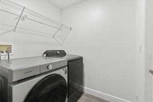 Gallery image of Coosa Dr in Port Saint Lucie
