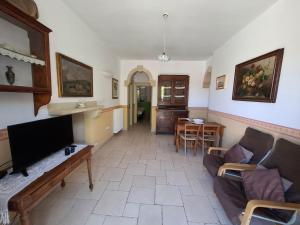 Μια τηλεόραση ή/και κέντρο ψυχαγωγίας στο Villa Serracca