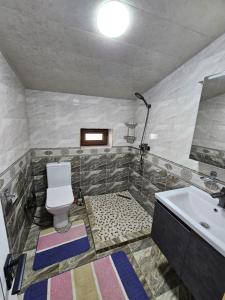 Ένα μπάνιο στο Panda House +12 φωτογραφίες