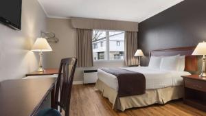 Gallery image of Regal Inn Brockville in Brockville