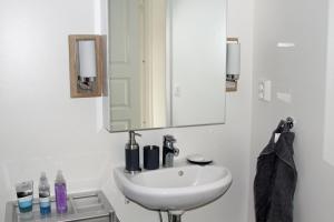 Koupelna v ubytování Kolmårdstorpet Blomsätter