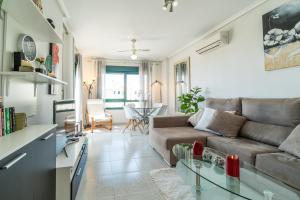 Χώρος καθιστικού στο Superbe appartement calme vue mer