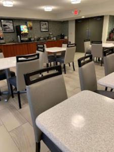 Ресторан / где поесть в Best Western Tallahassee Downtown Inn and Suites +25 фотографий