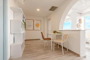 Χώρος καθιστικού στο Barceloneta Experience Suite & Rooms