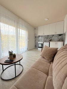 Una cocina o kitchenette en AZA holiday