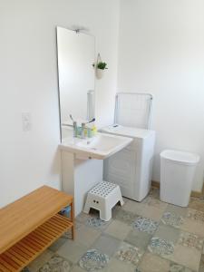 Ένα μπάνιο στο Le Gîte de la Vieille Grange +18 φωτογραφίες