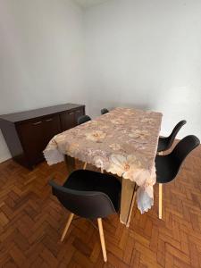 Φωτογραφία από το άλμπουμ του Casa Nova Europa 3 quartos para 10 solteiros σε Campinas