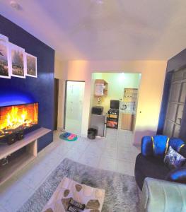 Χώρος καθιστικού στο ZaiLux Homes