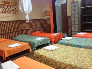 Gallery image of TANA-JACARANDA in Antananarivo