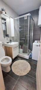 Ένα μπάνιο στο Vista apartman