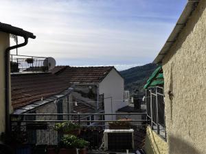 Nespecifikovaný výhled na hory nebo výhled na hory při pohledu z apartmánu + 2 fotografie