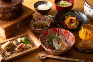 Cibo presso il ryokan o nelle vicinanze