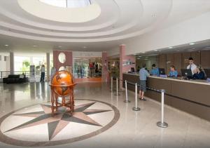 Hosté ubytování Suíte Luxo com Piscinas Quentinhas no Golden Dolphin Resort + 22 fotografií