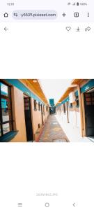 une capture d'écran d'un site Web d'une rue avec des bâtiments dans l'établissement At Sekani Homes, à Eldoret