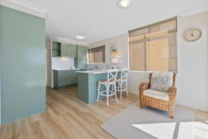 キングスクリフにあるSunrise by the Sea 1 - Oceanview Apartmentのギャラリーの写真